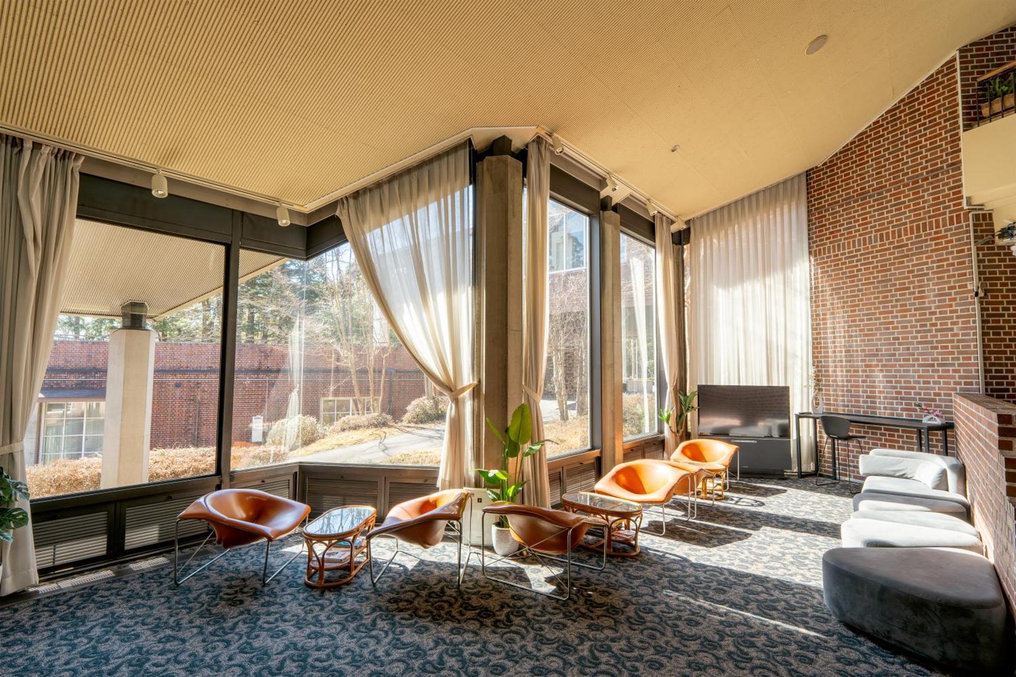 富士祥栄会館 Hotel Oyama  Eksteriør billede