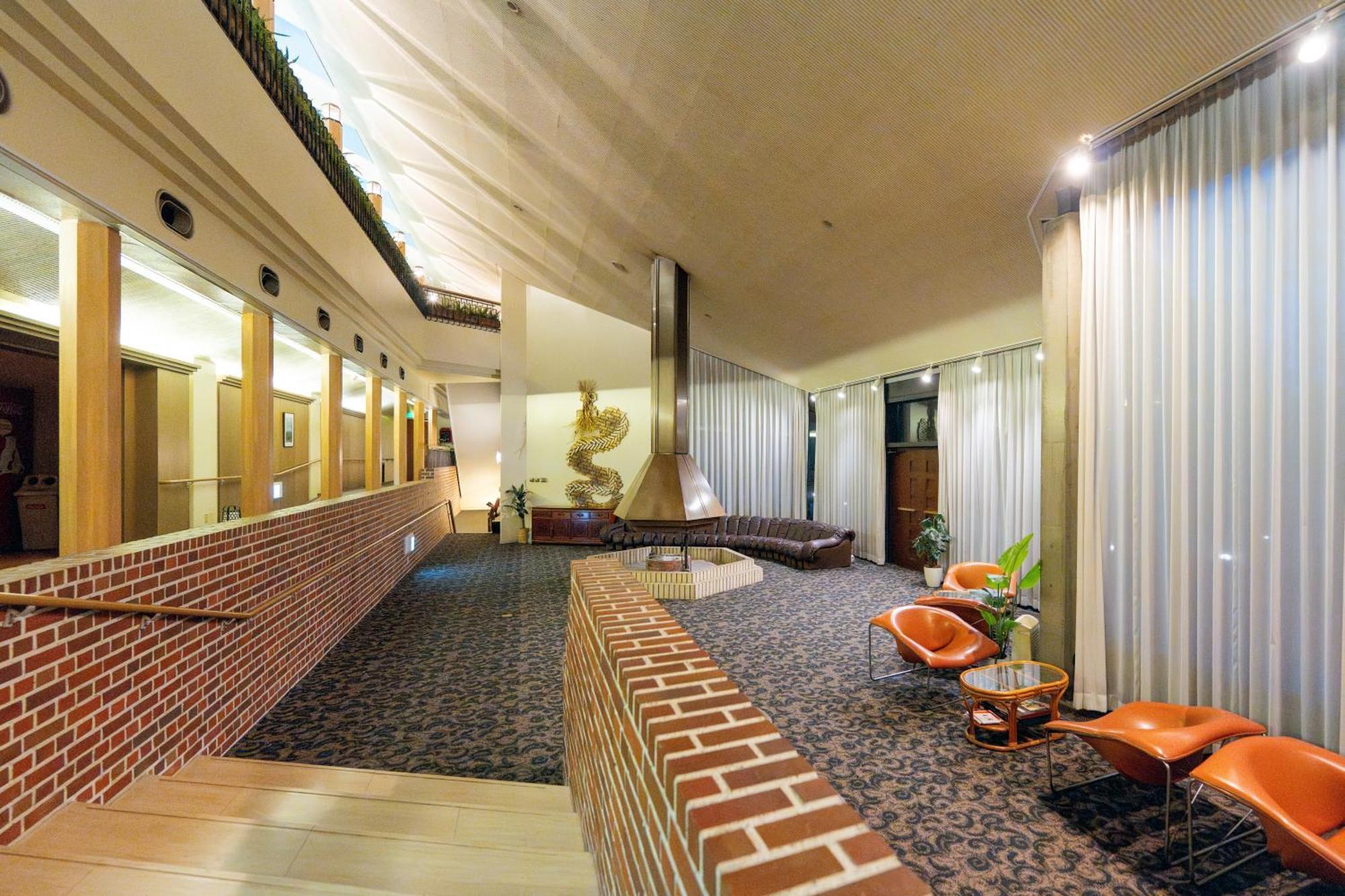 富士祥栄会館 Hotel Oyama  Eksteriør billede